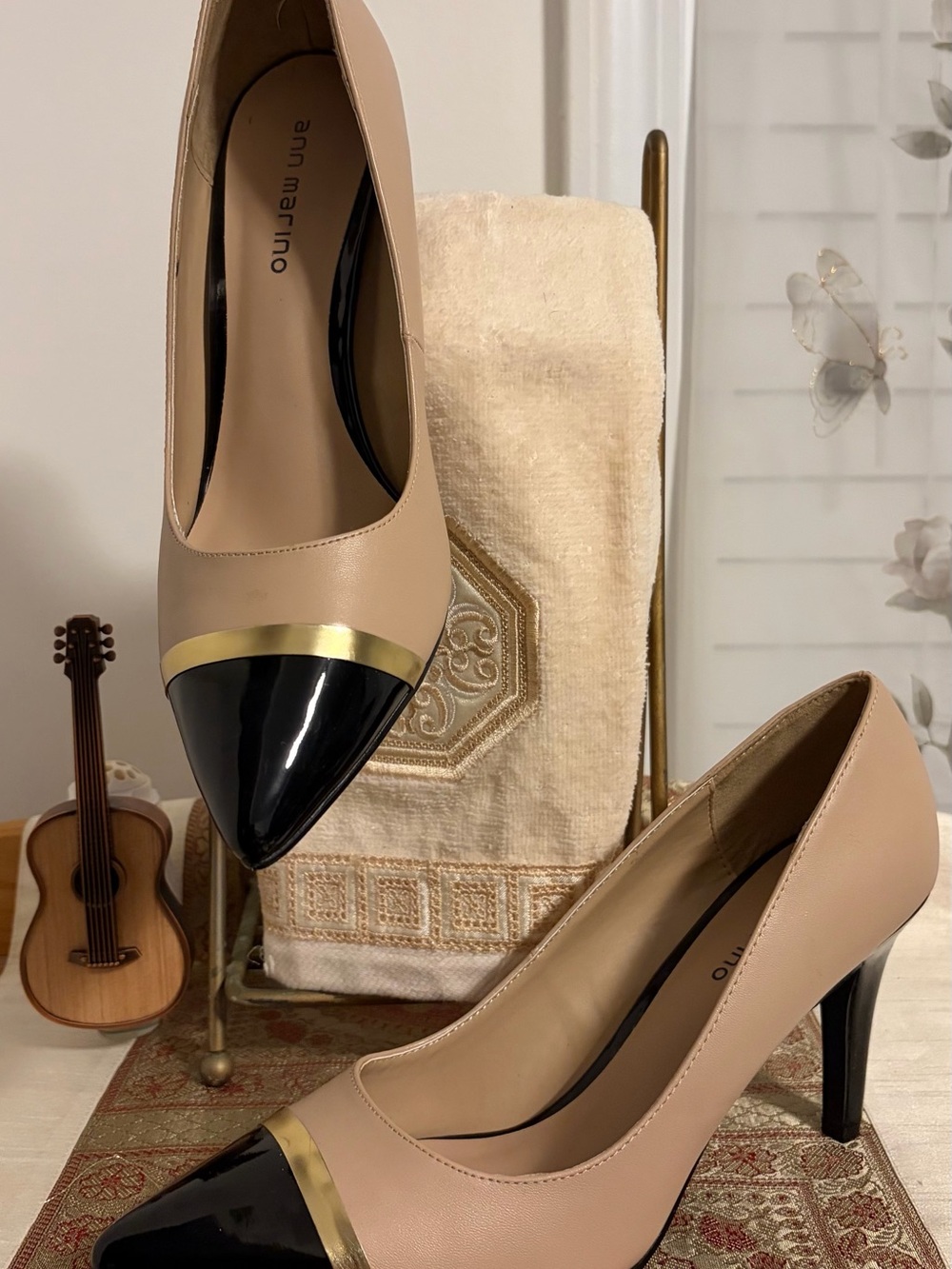 Ann Marino Beige and Black Pointed Toe Pumps with Gold Band